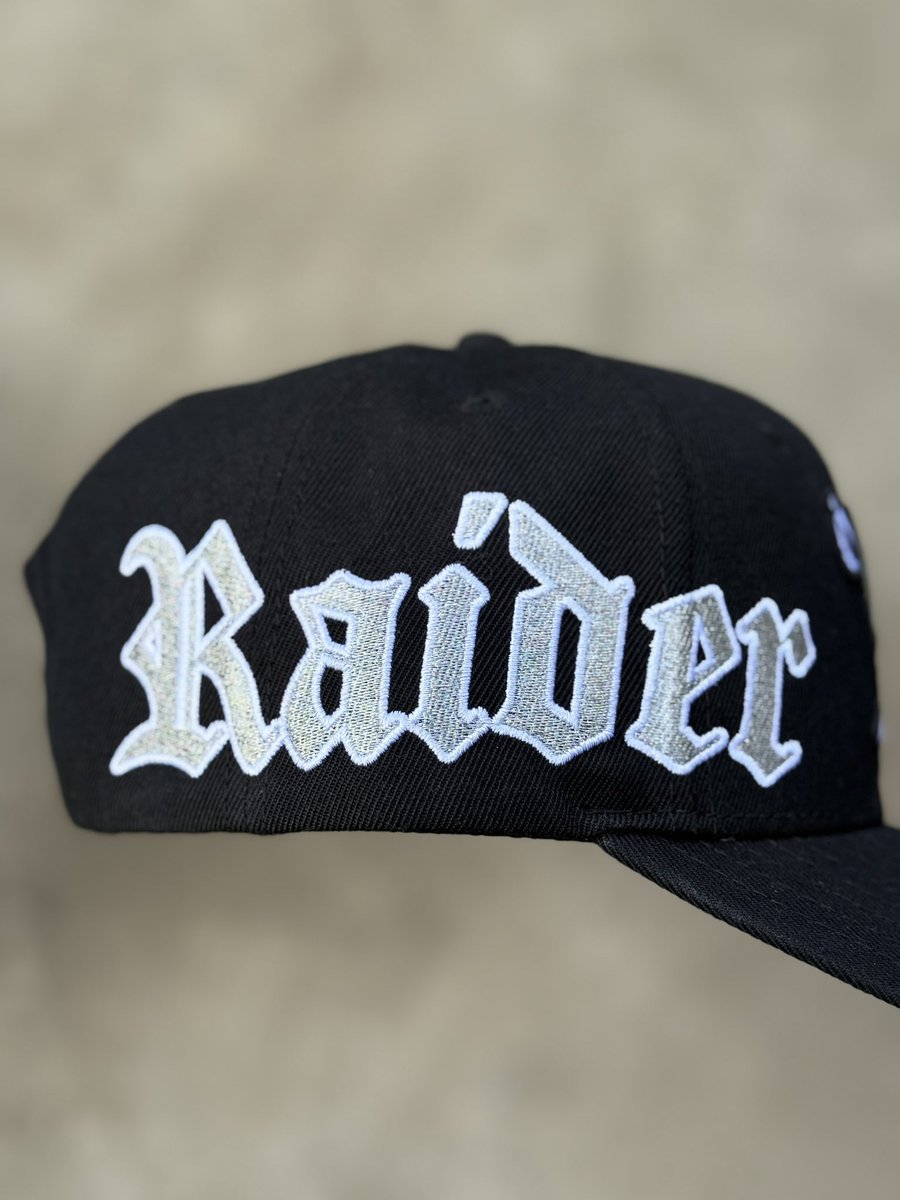 YouKnowBall_pin's tweet photo. Win, lose or tie, Raider Nation til I die🏴‍☠️

The wait is over, we’ve had this piece in the vault but we figured it’s time 

No filters or special lighting in this clip, the stitching just POPS on our 1st ever hat ☠️

RT &amp; tag a Raider fan below for a chance at a FREE hat ⬇️ #YKB https://t.co/n5ApJN4myO