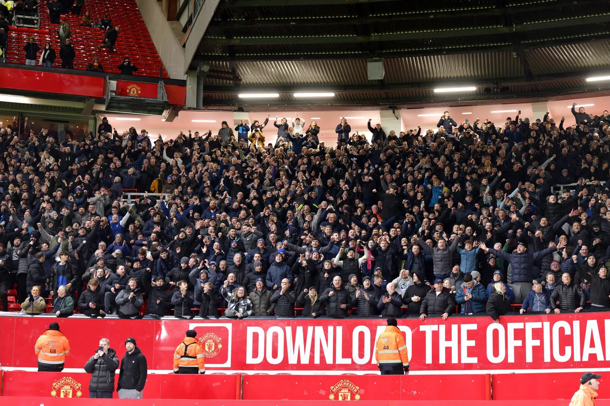 NEVER FELT MORE LIKE SINGING THE BLUES... 💙