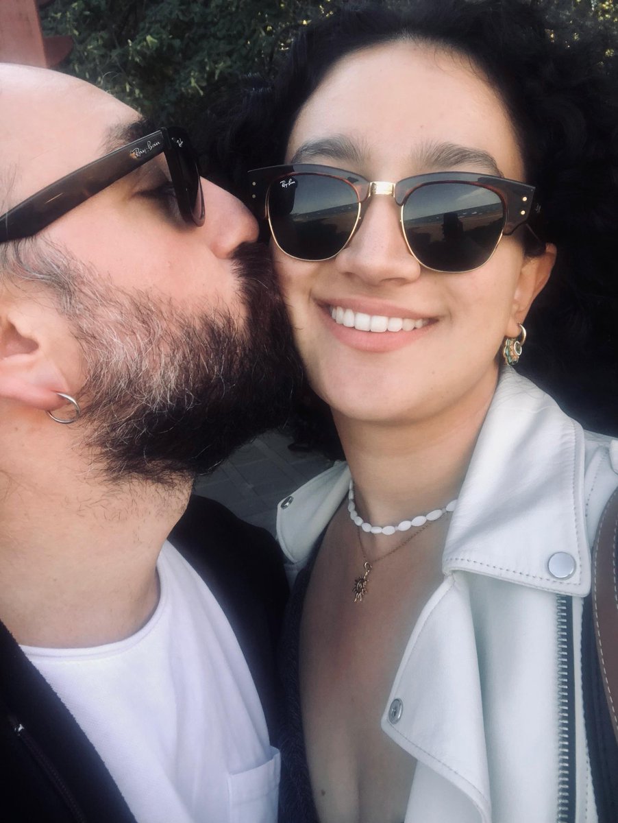 •sonbaharın adı bu kez 'iklim değişikliğim'
•esip geçse de sonbahar kasım vedasıyla, bu kez hep aynı iklimiz.
<a href="/selookalimeroo/">selo</a>