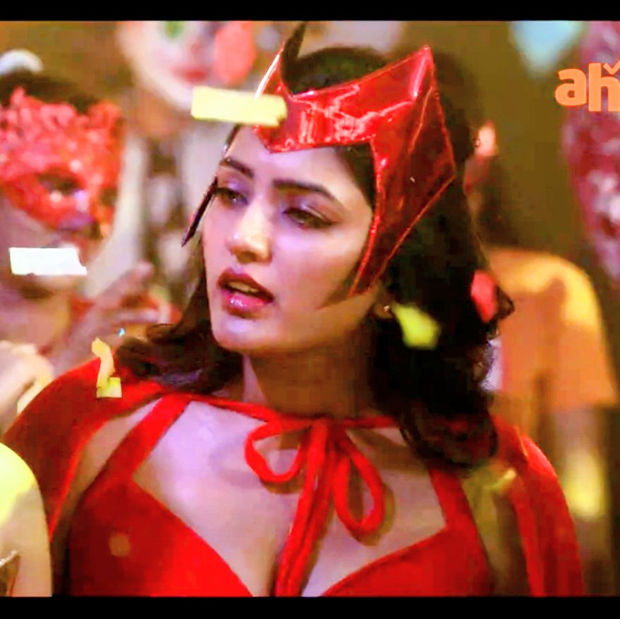 tarakramu86's tweet image. చూడ వచ్చు....
#3rosesseason2....
Fun&amp;amp;Glamours....mixing...
#EeshaRebba ...ఇష్టం ఐతే....
December 12....వరకు.....wait...chey..