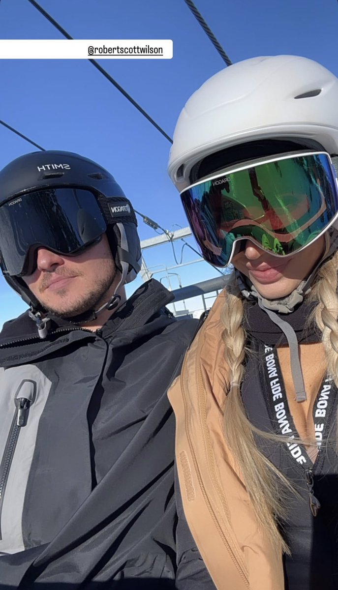 TeamRobWilson's tweet image. From Casey’s IG Story!

#TeamRobWilson 
#SameTeam🔐