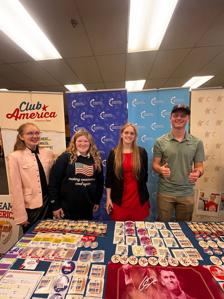 mack_4america's tweet image. New England just closed the semester with a HUGE win!

Nearly 40 NE @tpusastudents were able to attend the Protect Girls’ Sports event with @Riley_Gaines_ this past Saturday to meet her and hear her story.

Huge thanks to PGS and Maine Girl Dads for this incredible opportunity!❤️