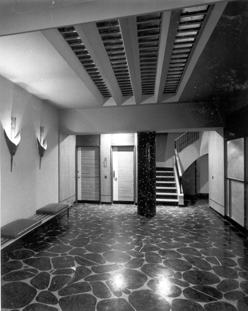 TRES60Blog's tweet image. Detalles del Edificio de viviendas y oficinas en la calle O´Donnell, 33, Madrid (Spain). Proyectado por Antonio Lamela en 1956.

#arquitectura #AntonioLamela #LamelaArquitectos #Madrid