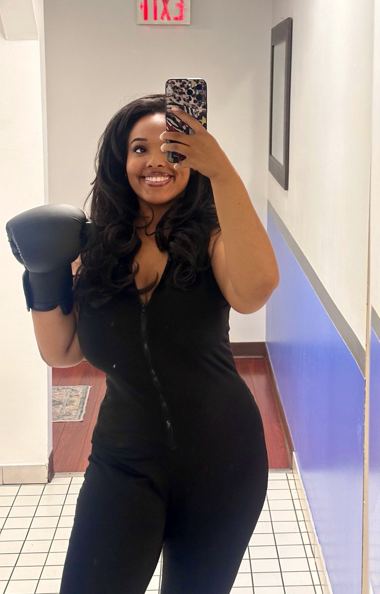 MsTeeTalk's tweet image. 1/5 🏋🏾‍♀️ week 47!

Starting boxing this week.