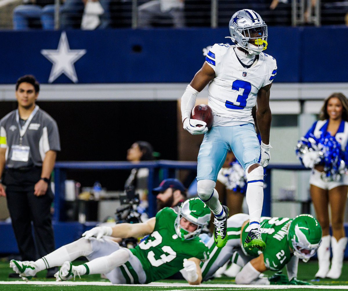 Cowboys_FanTalk's tweet image. This George Pickens picture is Iconic…