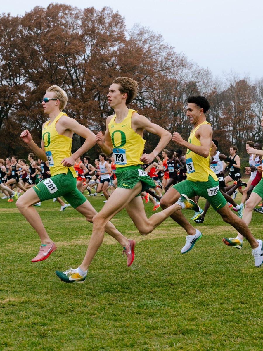 OregonTF's tweet image. Went to battle. 5th in the NCAA. What a season for the Men of Oregon.
#GoDucks