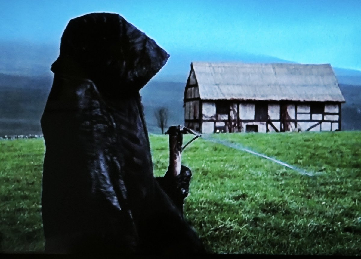 Lalibetfly's tweet image. El sentit de la vida
El sr. Mort.
#MontyPython