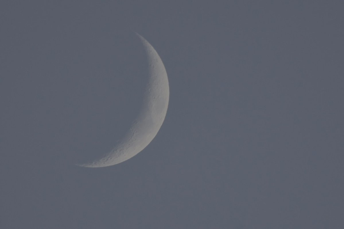 Tonight’s cotton candy sky and moon over Chipley. <a href="/spann/">James Spann</a> <a href="/ChrisSmithPW/">Chris Smith</a> <a href="/RyanMichaelsWX/">Ryan Michaels WJHG</a> <a href="/justinkieferwx/">Justin Kiefer</a>
