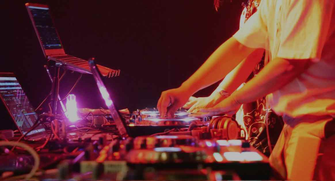 betsure_ug's tweet image. I trusted that I’ll be okay 💼