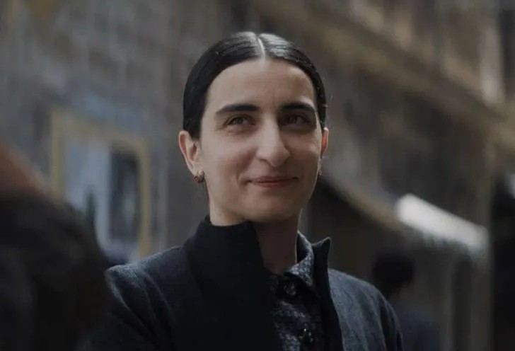 ZeusMega's tweet image. Una menzione particolare al personaggio di Nelide, interpretata dalla bravissima Veronica D'Elia. 
In questa stagione determinante, sempre al fianco di Enrica fino all'ultimo. La amo❤️

#IlCommissarioRicciardi3