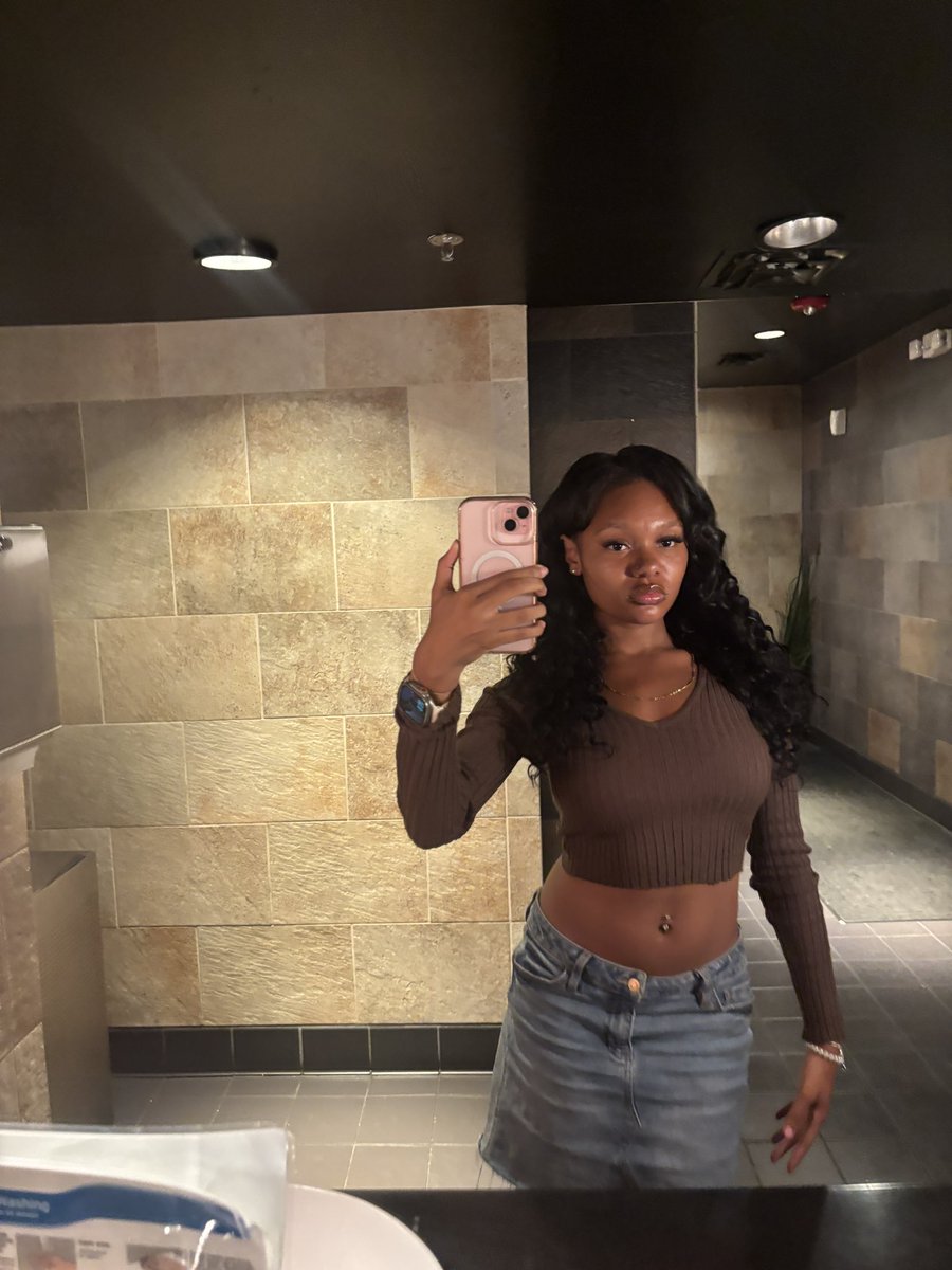 kiarashinae's tweet image. #flyshit