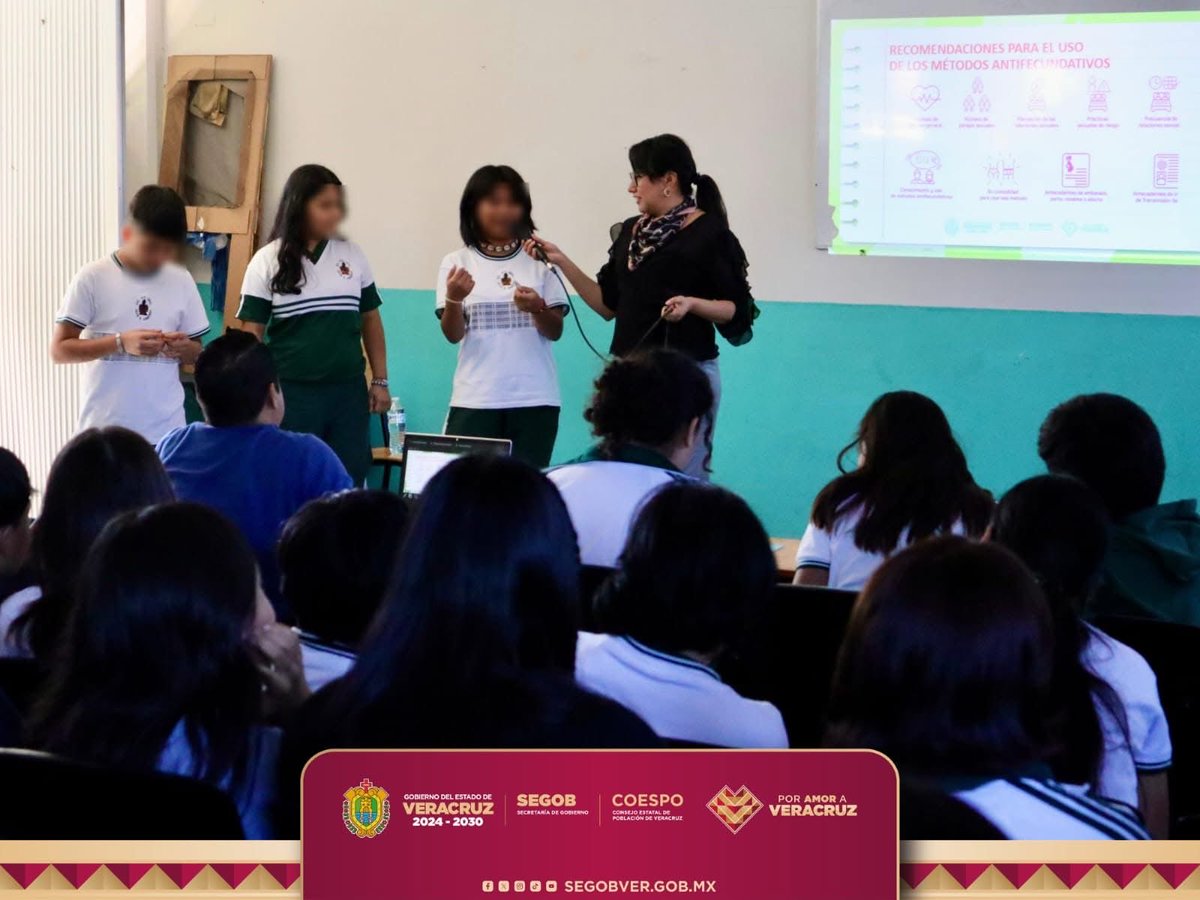 CoespoV's tweet image. En la Escuela Secundaria General 4 “David Alfaro Siqueiros” llevamos a cabo una jornada de Educación Integral en Sexualidad (#EIS), acercando información clara, científica y cercana a las y los estudiantes.