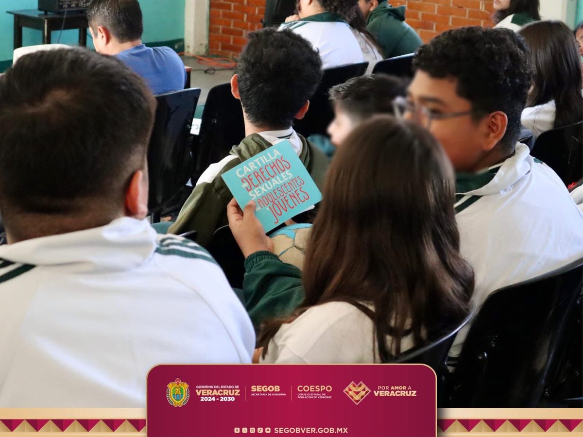 CoespoV's tweet image. En la Escuela Secundaria General 4 “David Alfaro Siqueiros” llevamos a cabo una jornada de Educación Integral en Sexualidad (#EIS), acercando información clara, científica y cercana a las y los estudiantes.