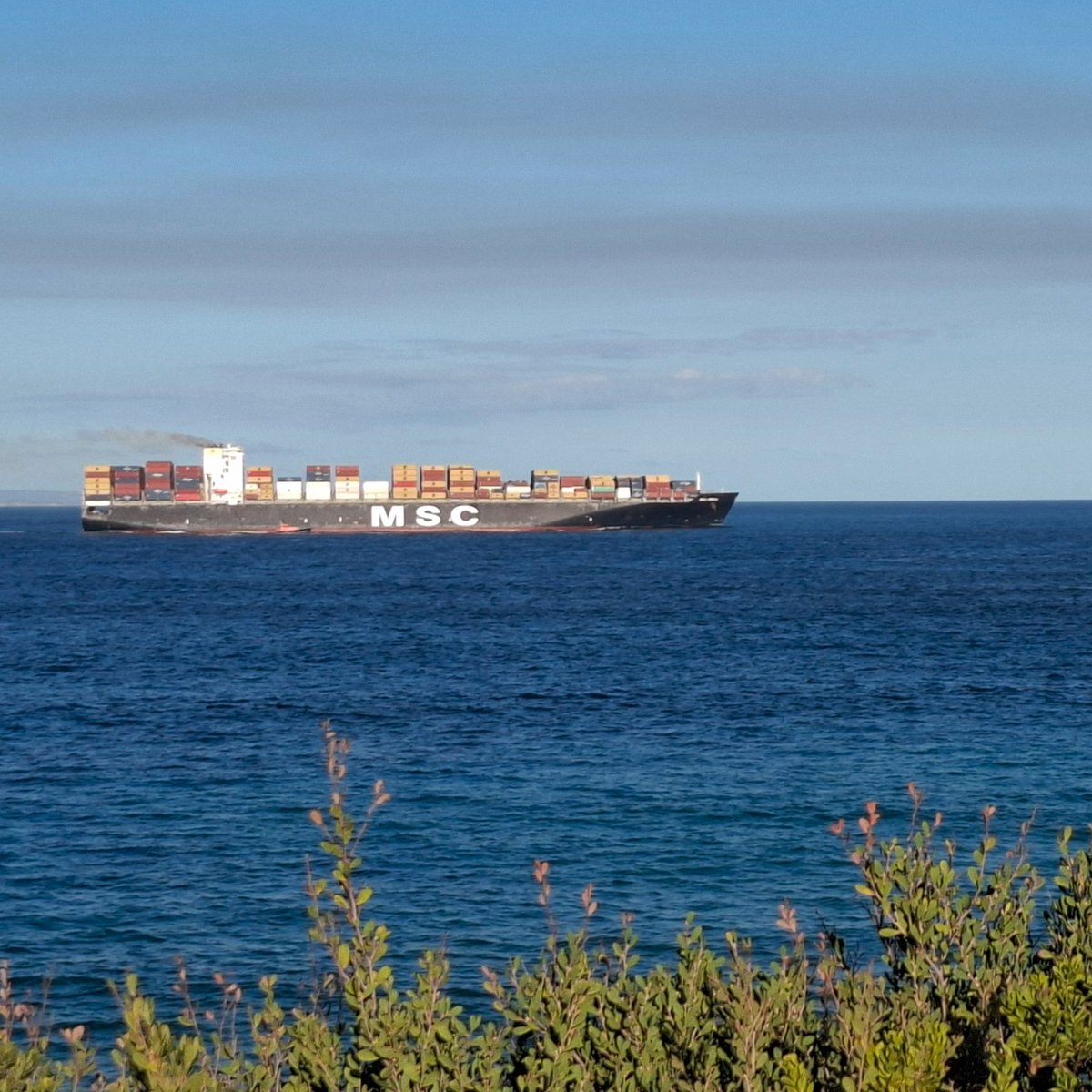 James_Hawke1's tweet image. The Myth of Gravity

⦁ falling is not gravity (some things float and rise)
⦁ weight is not gravity
⦁ the sunset does not prove outer space
⦁ &quot;Gravity&quot; is a sci-fi &apos;space&apos; concept
⦁ Real world buoyancy debunks ideas of a pulling force that binds &quot;planets&quot; into rock from…