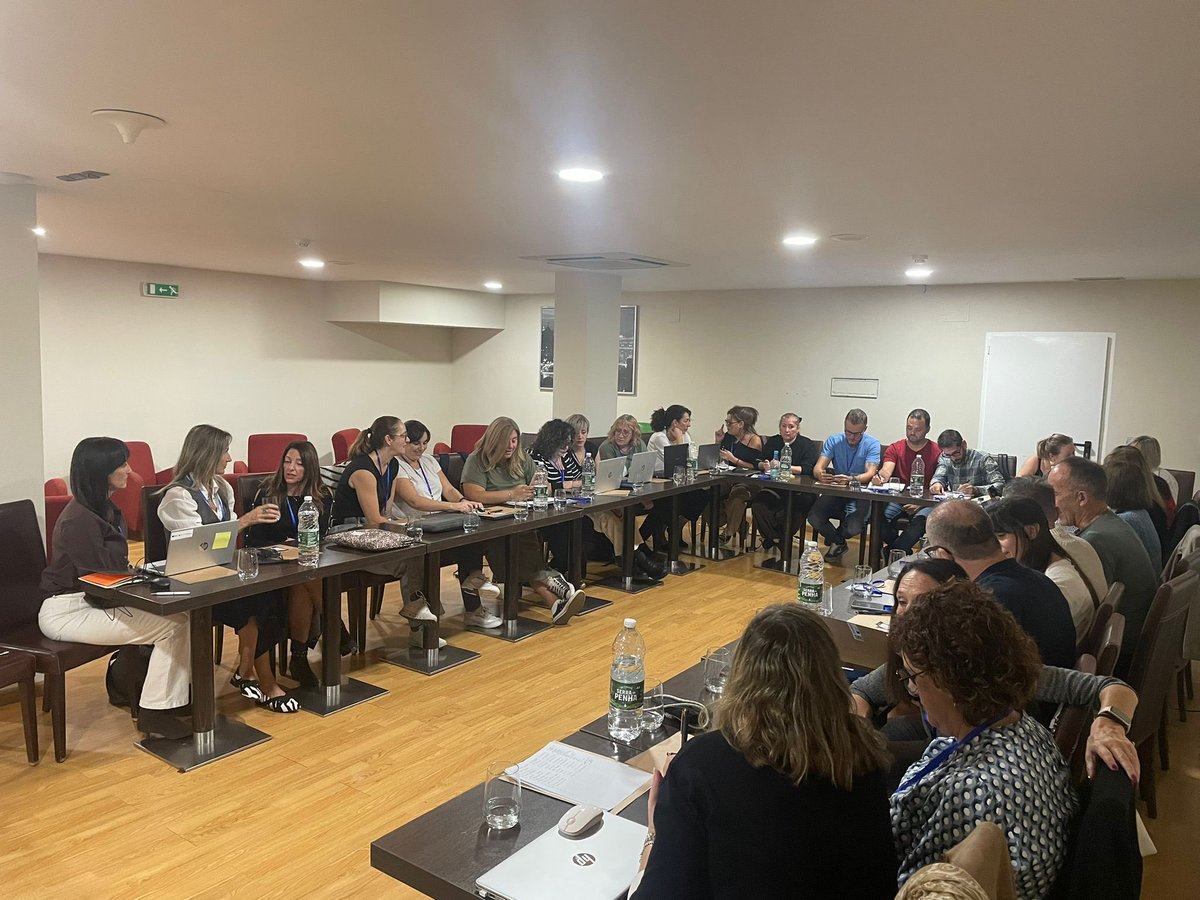 Pilar Romero tweet media