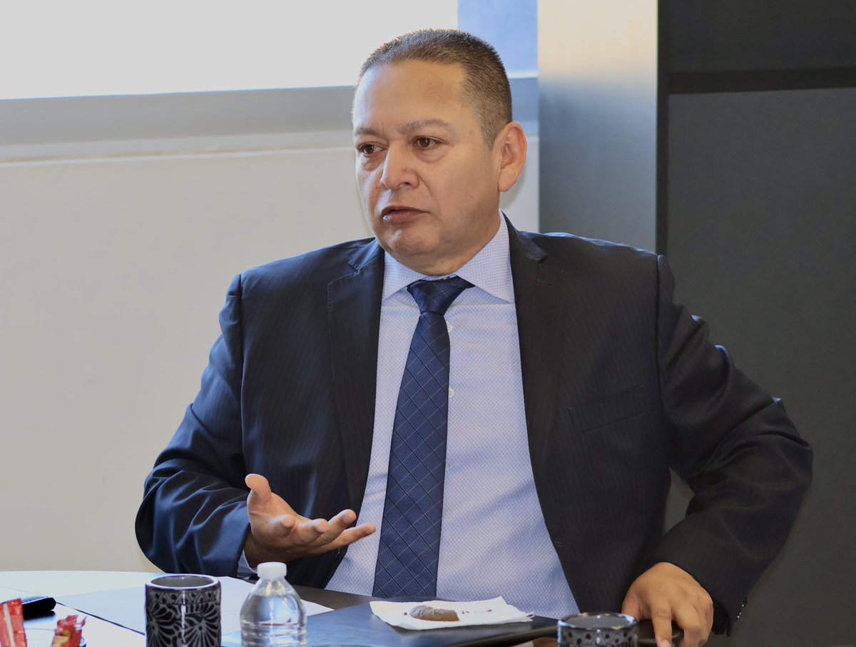 SSPPCSnAndresCH's tweet image. 🔹 En la Mesa de Seguridad y Justicia, la presidenta @LupitaCuautleT, el secretario Luis Flores Fierros, así como las y los mandos operativos de la #SSPPC, evalúan avances, ajustan protocolos y refuerzan la coordinación para proteger a las familias sanandreseñas.