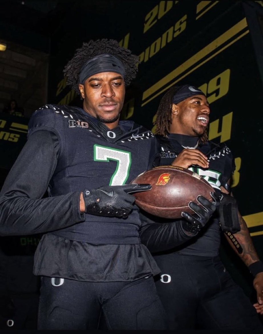 oregon__updates's tweet image. Ify Obidegwu’s IG story 🤣