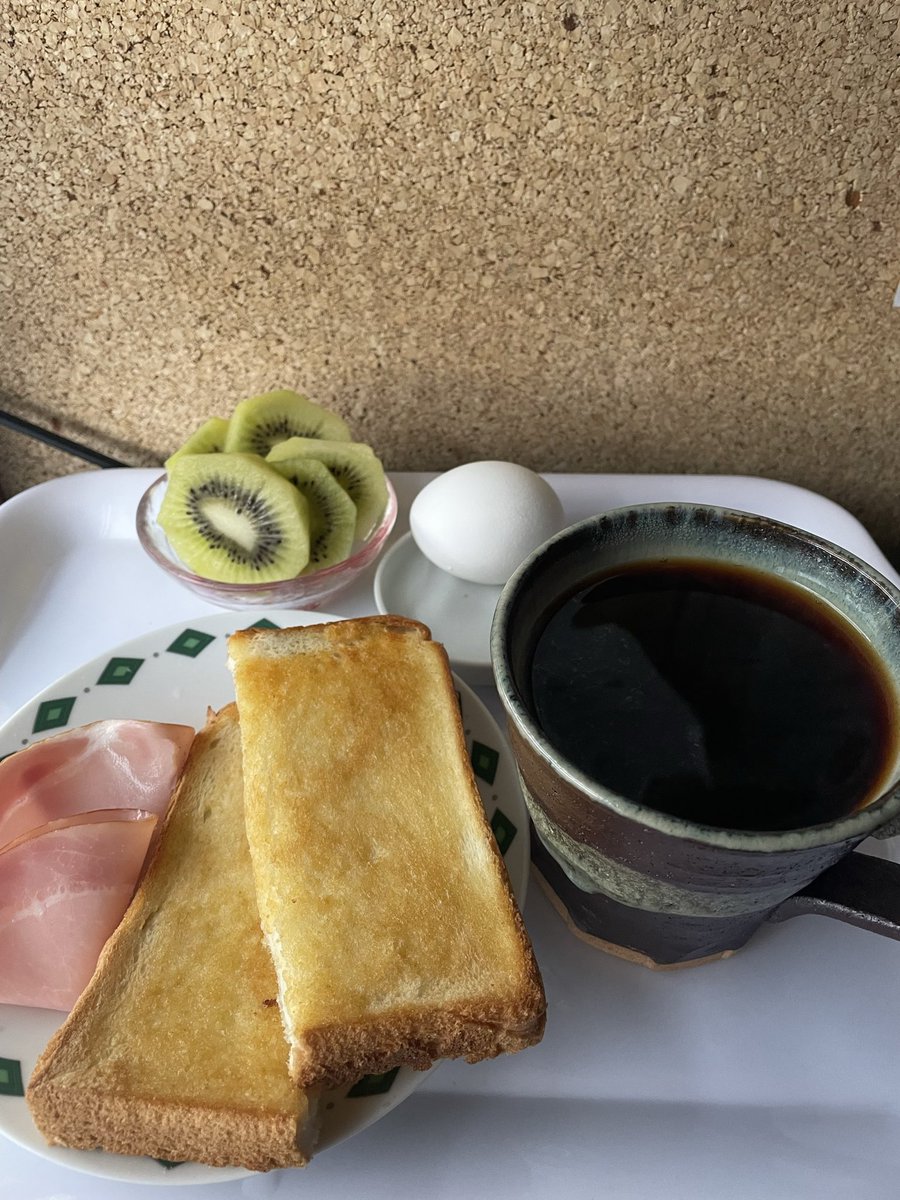 ahmad_coffee_S's tweet image. 今日のコーヒーはインドネシア🇮🇩「Kapal Api」
トーストを添えて
#アマドコーヒー　
#コーヒーのある暮らし 
#コーヒー好きな人と繋がりたい 
#コーヒー