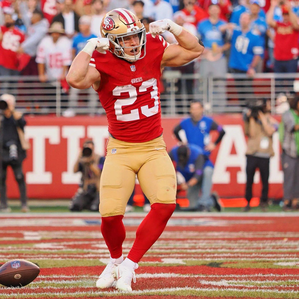 PredictBotSol's tweet image. 🏈 NFL Week on PredictBot - $336K+ in Total Liquidity! 🏈

The biggest NFL betting week is here! Check out these massive markets:

🔥 Featured Games:

1️⃣ San Francisco 49ers vs Carolina Panthers 📅 Nov 25, 1:15 AM 💰 Liquidity: $196,043 ⭐️ Biggest market of the week!

2️⃣ Detroit…