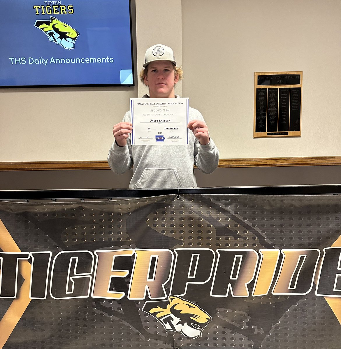 Tipton Tigers Football (IA) tweet media