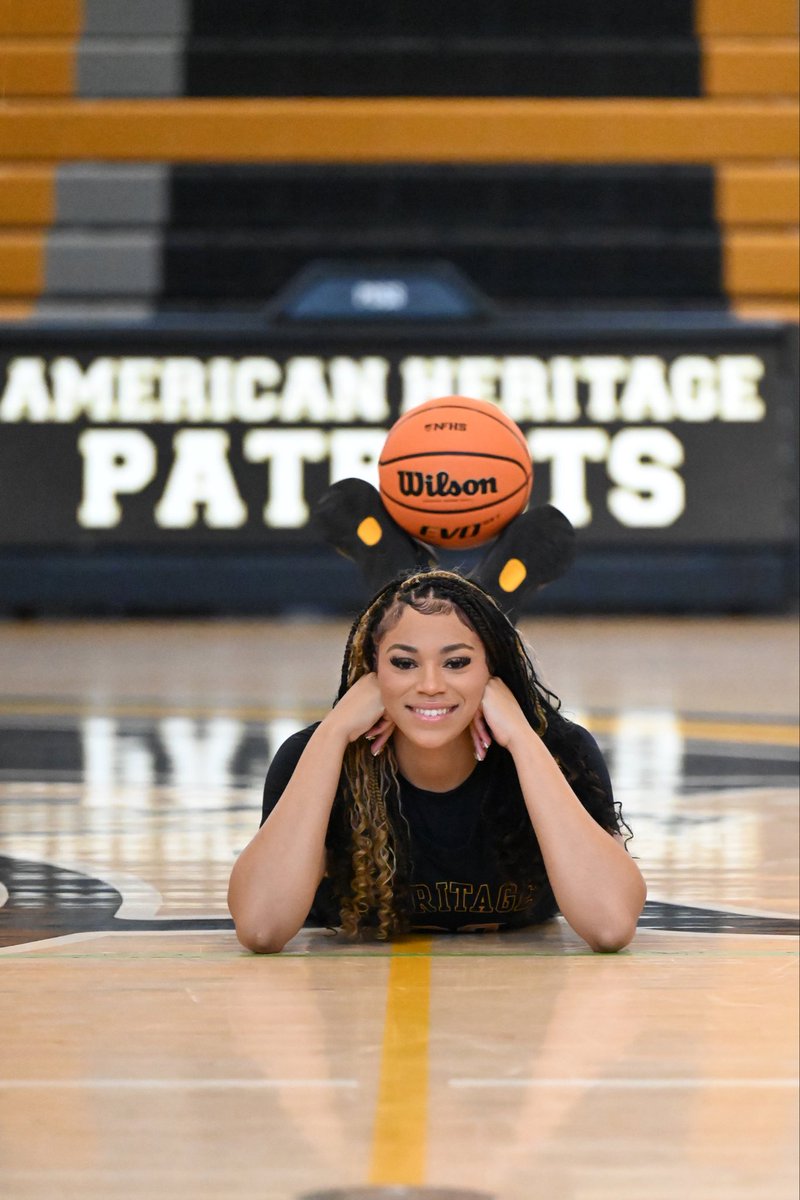 brwdsarahrenee's tweet image. Junior Szn!!!!