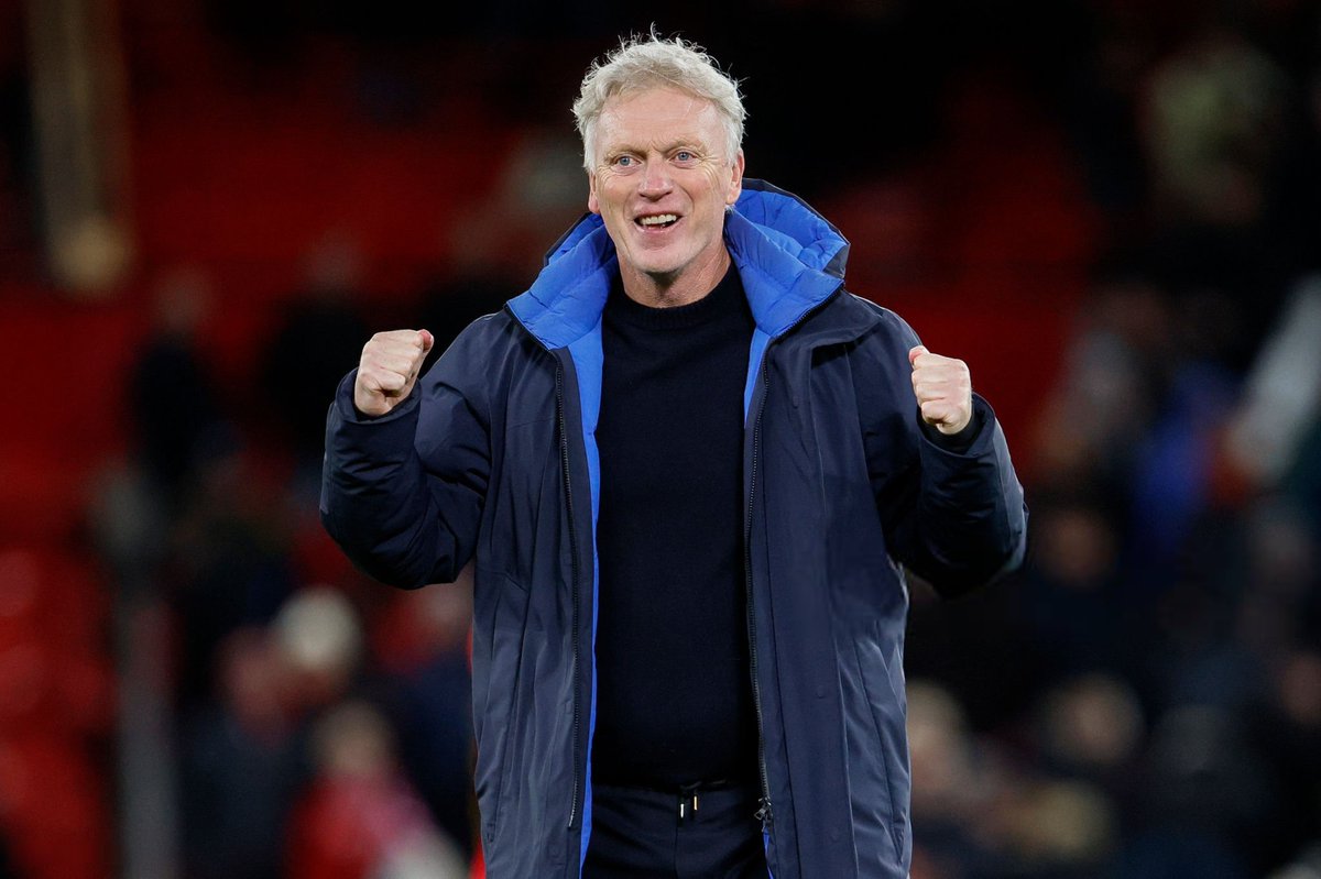 lnstantFoot's tweet image. &quot;𝗝&apos;𝗔𝗜𝗠𝗘 𝗤𝗨𝗘 𝗠𝗘𝗦 𝗝𝗢𝗨𝗘𝗨𝗥𝗦 𝗦𝗘 𝗕𝗔𝗧𝗧𝗘𝗡𝗧 !&quot;

🚨 David Moyes voit le bon côté des choses après l&apos;incident entre Idrissa Gueye et Michael Keane : 

&quot;J&apos;ai trouvé que l&apos;arbitre aurait pu prendre un peu plus de temps pour réfléchir. On m&apos;a dit que selon les règles…