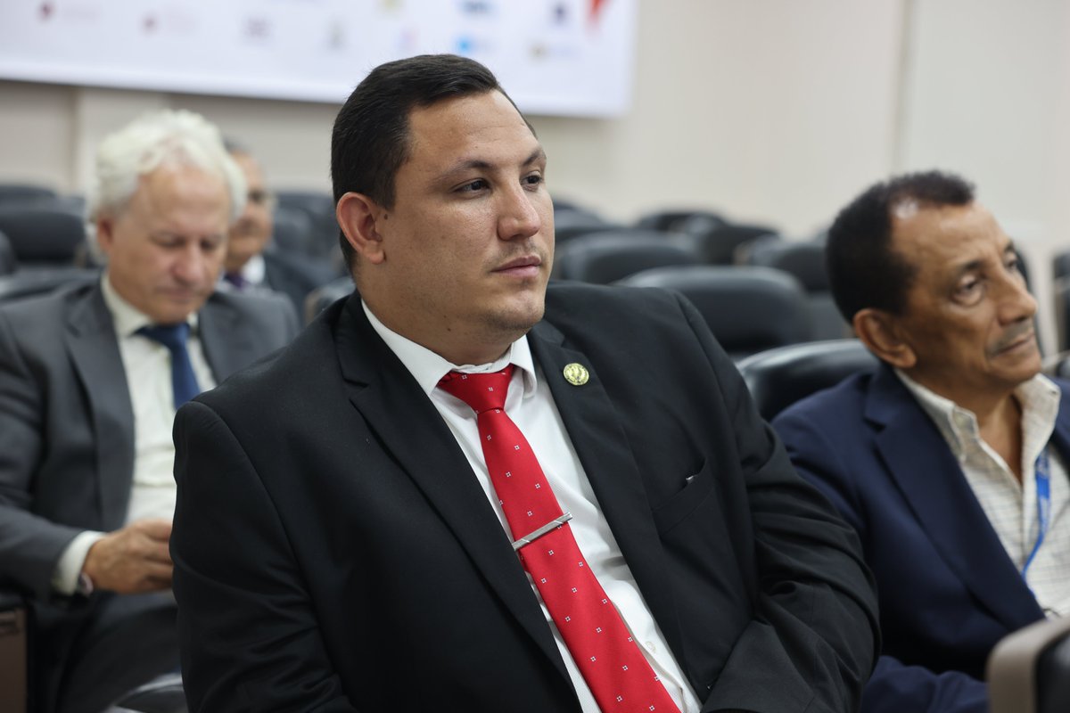 EscuelaJudISJUP's tweet image. Mesa 2: Reformas judiciales, modernidad y legitimidad

Investigaciones sobre comunicación judicial, ética, adaptación normativa y eficiencia procesal.
Un análisis profundo sobre cómo fortalecer la confianza pública en los sistemas de justicia.