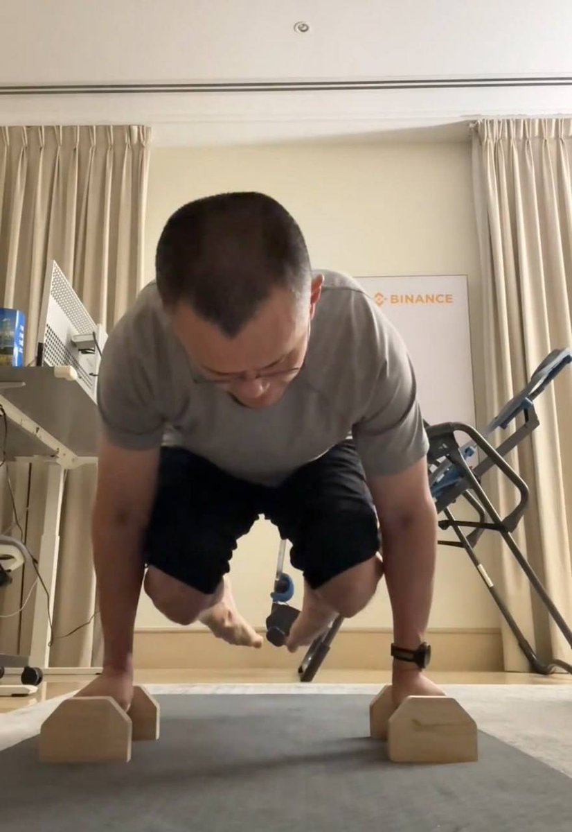 MarcellxMarcell's tweet photo. hey @cz_binance do you remember this picture? 

$ASTER did a 3x after you posted it 

can you do another pose please? 

谢谢 https://t.co/wwLJM2kF0f