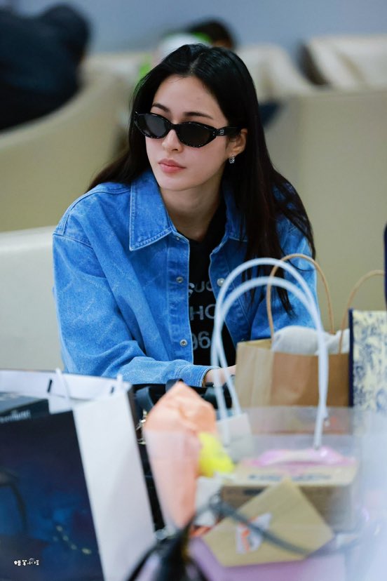 Spring1321's tweet image. Good morning po sa pogandang 00k na yarn..