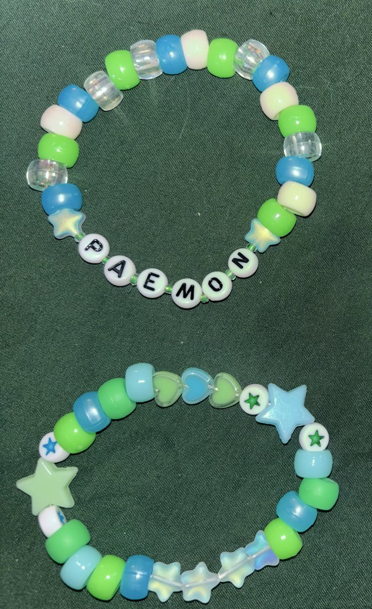 paemonchan's tweet image. PAELGRIM AND PAEMON KANDI SINGLES :3 the lil pink heart on the paelgrim kandi is so perfect it makes me so happy