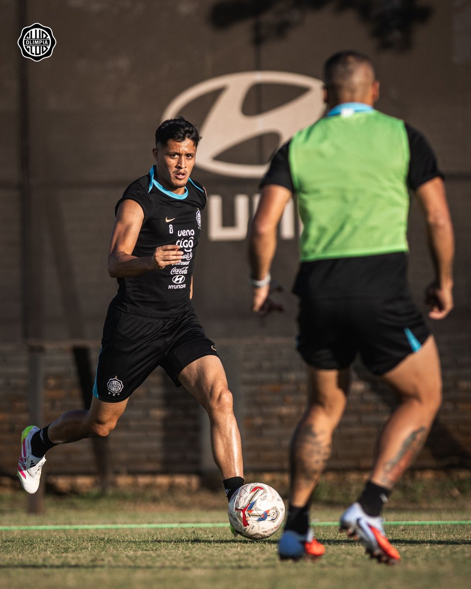 Club Olimpia tweet media