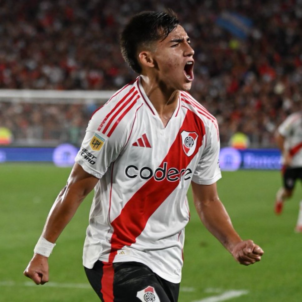 CarpetaMillo_'s tweet image. IAN SUBIABRE PELOTUDOS, LOS PIBES SIEMPRE TE SALVAN LAS PAPÁS