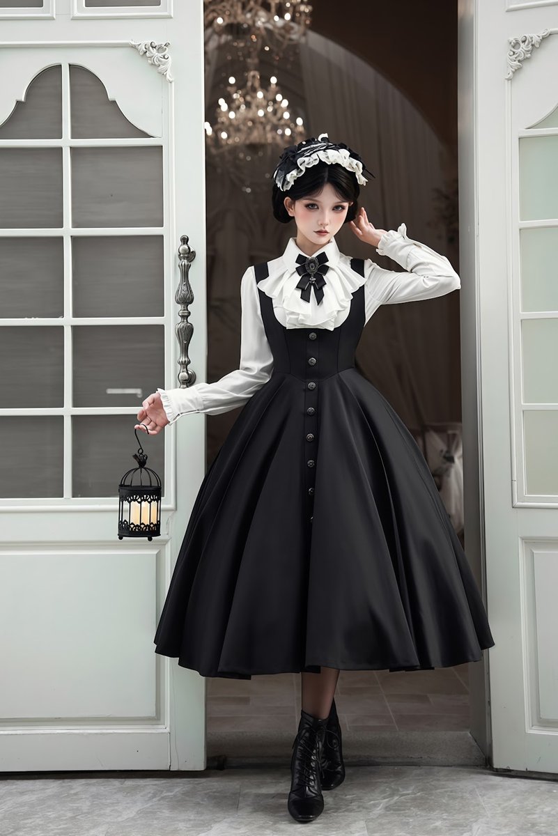 Roses on the Roof～ロリィタ＆クラシック【公式PR】 (@shiny5432