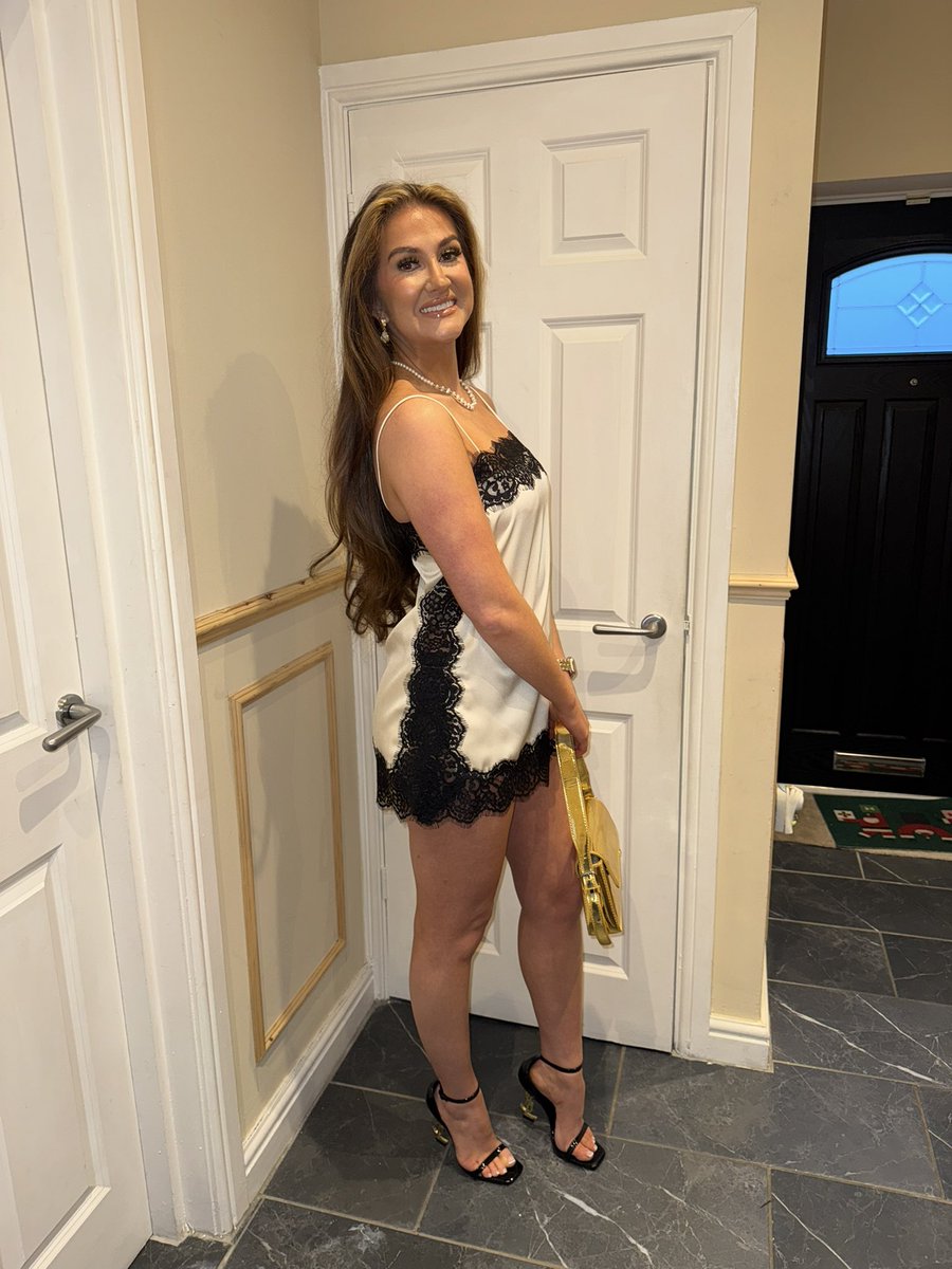 chelsey1906's tweet image. Works Christmas Do 🎄💚