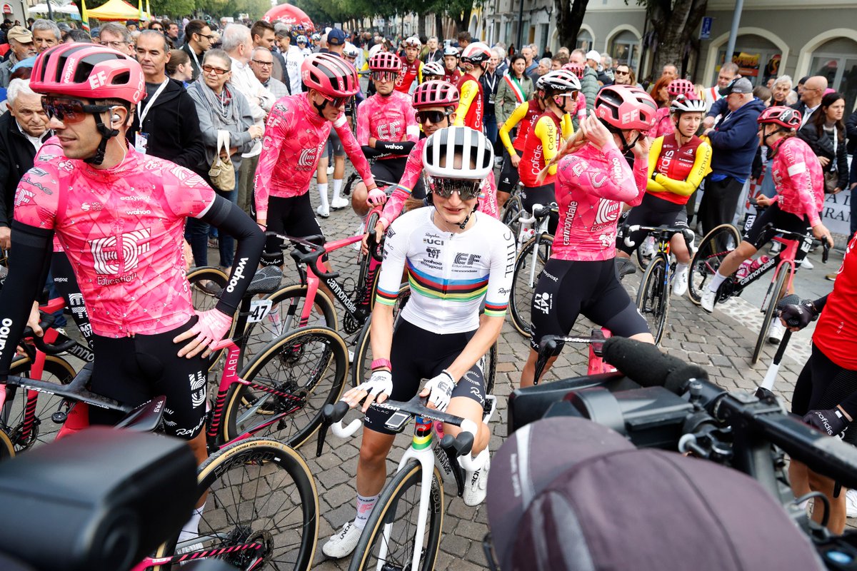 women_cpa's tweet image. Today, the #CPA and #CpaWomen began meetings with the teams, starting with world champion Magdeleine Vallieres's @EFprocycling 🌈 It is a pleasure to talk to the riders we represent during the calm of the off-season 🤝 #WeAreTheRiders #StrongerTogether #Cycling 📸 @SprintCycling