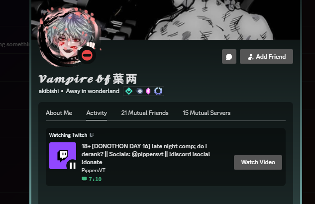 PippersVT's tweet image. Hi- I'm the one he stalked :)

1: watching my vod after being banned

2/3: messages from when i blocked him; sending me weird shit about our friend WHILE i was streaming. I cant share the full convo, because i do not wanna drag my friend into it