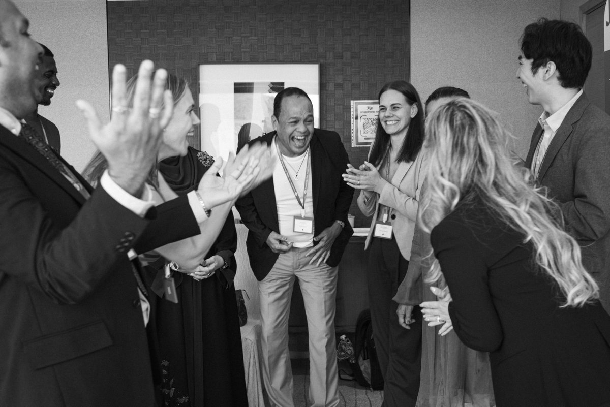 JenniferWathall's tweet image. Elevate your facilitation skills at our 5-day Art of Facilitation in HK, July 6-10, 2026! Need funding help? Join us: jenniferchangwathall.com/general-6 #ArtOfFacilitation #ProfessionalLearning #EdLeaders #HongKong2026