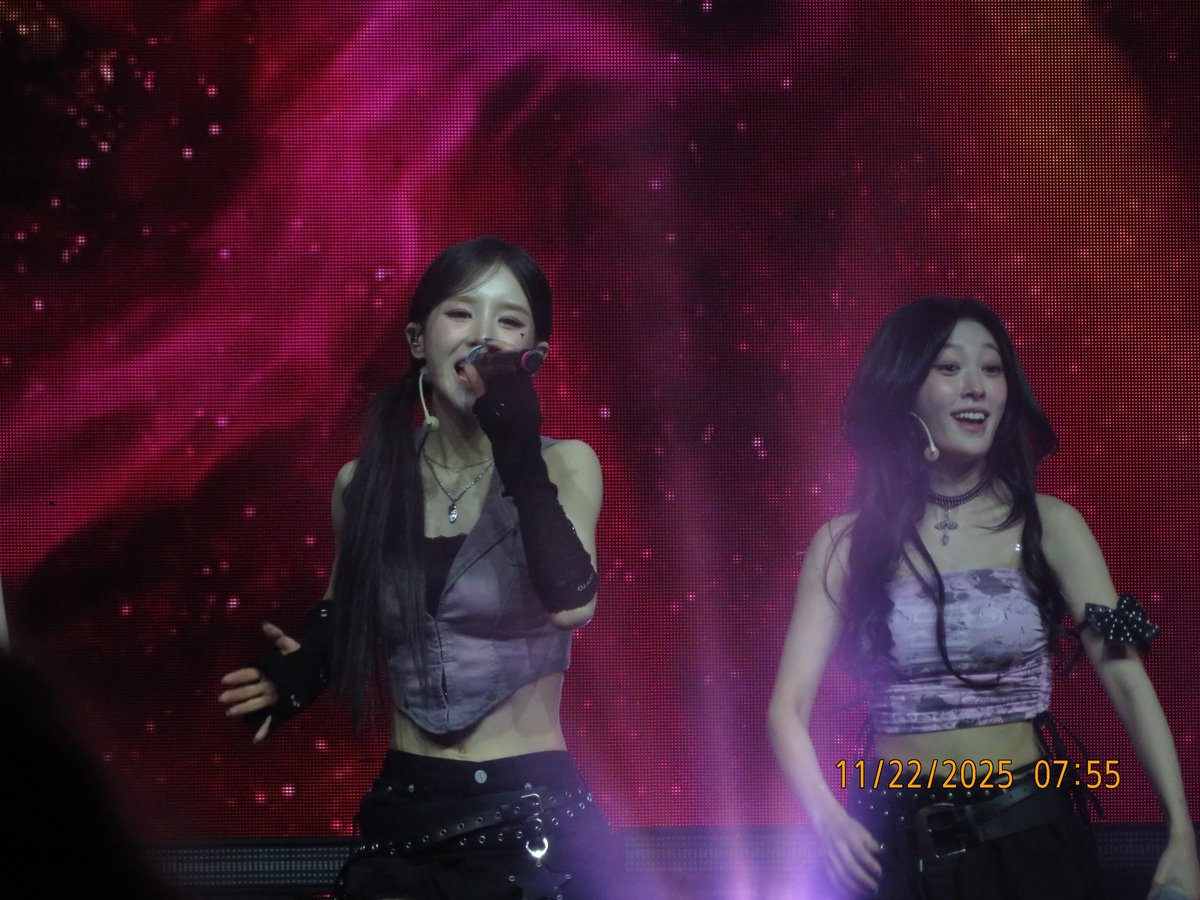 avilu_nyang's tweet image. these cuties were smiling so much ♡ #ARTMS_in_Denver #ARTMS #Grand_Club_Icarus