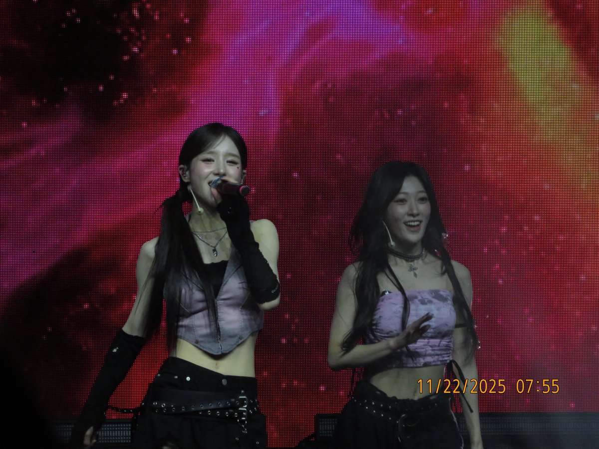 avilu_nyang's tweet image. these cuties were smiling so much ♡ #ARTMS_in_Denver #ARTMS #Grand_Club_Icarus