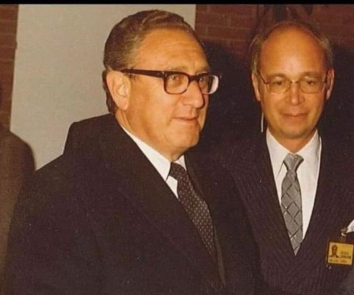 BGatesIsaPyscho's tweet image. One of the most Evil Men to ever walk the face of the Planet Henry Kissinger &amp;amp; his younger apprentice and one of the most Evil Men to ever walk the Planet - Klaus Schwab.

It’s one big club.