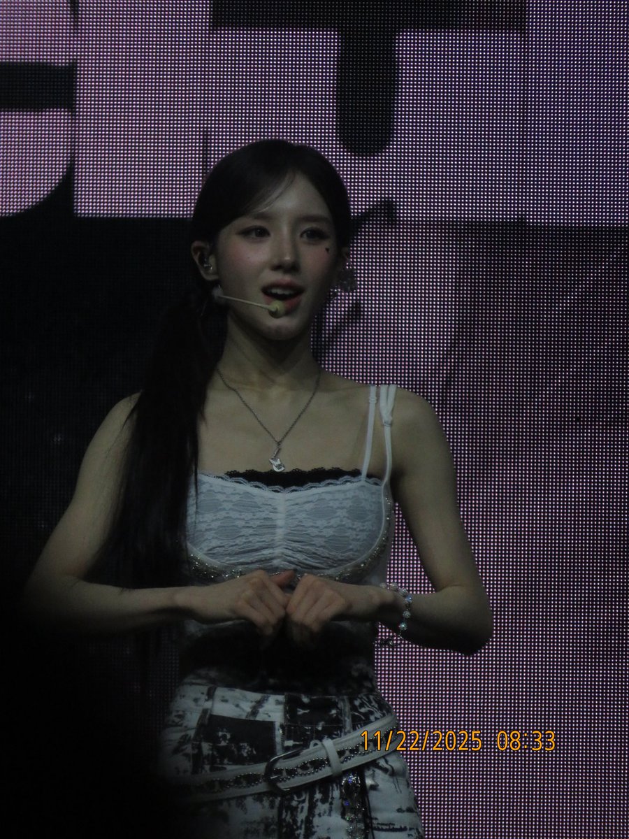 avilu_nyang's tweet image. silly heejin #ARTMS_in_Denver #ARTMS #Grand_Club_Icarus