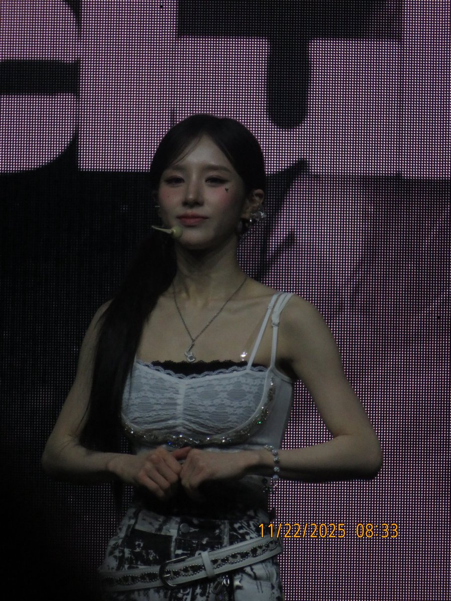 avilu_nyang's tweet image. silly heejin #ARTMS_in_Denver #ARTMS #Grand_Club_Icarus