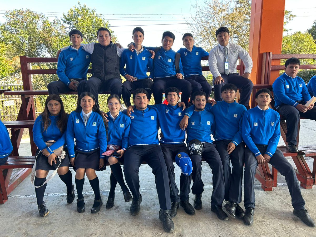 CecyteSantaAna's tweet image. #CECyTEH ● #JornadasVocacionales2025

¡Misión Cumplida! Hoy, Lunes 24 de Noviembre, se llevó a cabo con gran éxito la Jornada Vocacional 2025 de nuestro Plantel CECyTE Hidalgo Santa Ana de Allende.

#SomosUnEquipoTransformandoElFuturo 
@edmundo_rmz