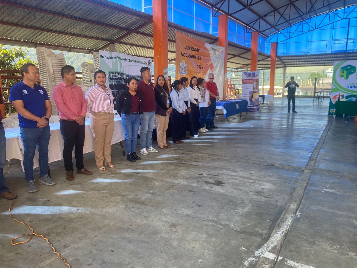 CecyteSantaAna's tweet image. #CECyTEH ● #JornadasVocacionales2025

¡Misión Cumplida! Hoy, Lunes 24 de Noviembre, se llevó a cabo con gran éxito la Jornada Vocacional 2025 de nuestro Plantel CECyTE Hidalgo Santa Ana de Allende.

#SomosUnEquipoTransformandoElFuturo 
@edmundo_rmz