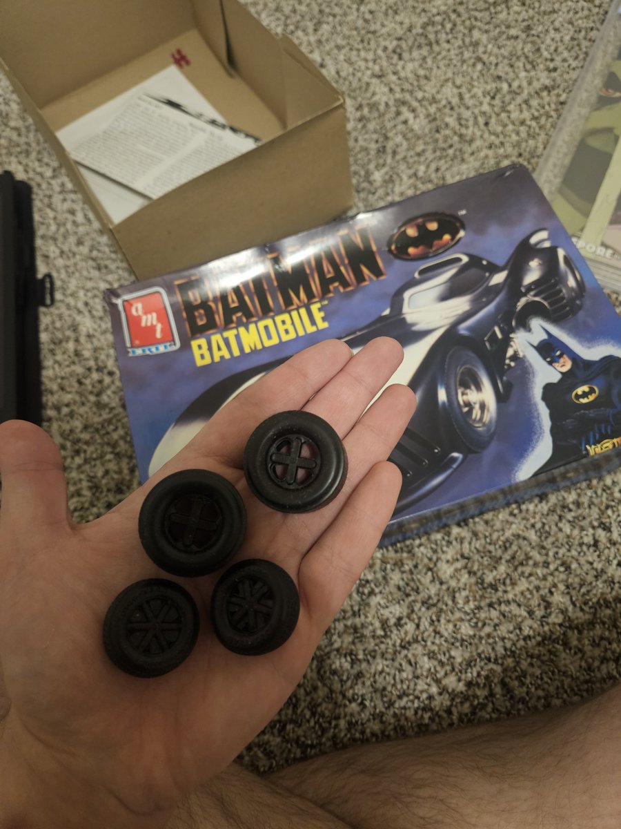 2FaceDeezNuts22's tweet image. Call me Jason Todd the way I have the Batmobile tires rn