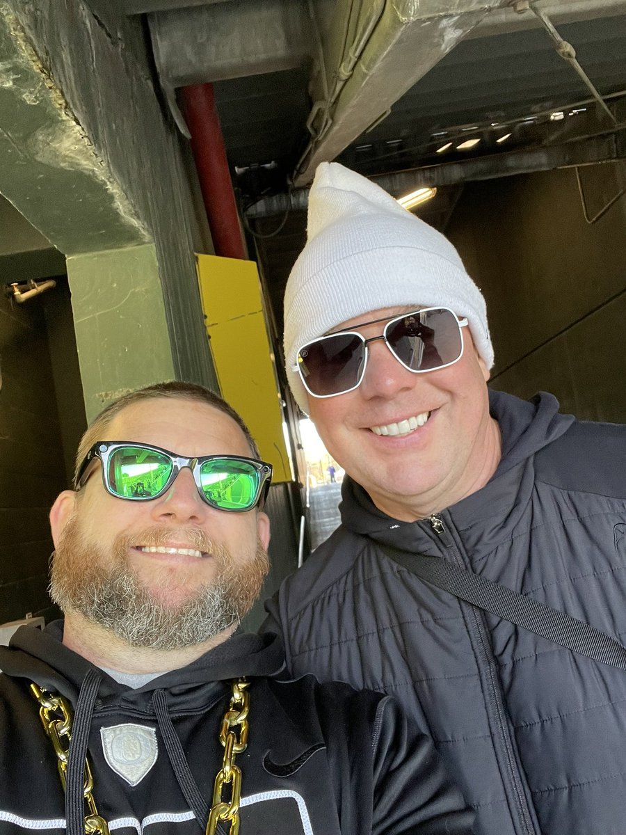OregonMiller's tweet photo. @StanfordSteve82 in Autzen and @PatMcAfeeShow at @CollegeGameDay. Pretty cool https://t.co/NFJjJb9Inz