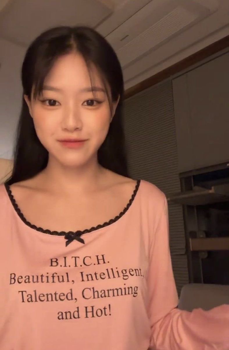 looblethink's tweet image. #hyunjin