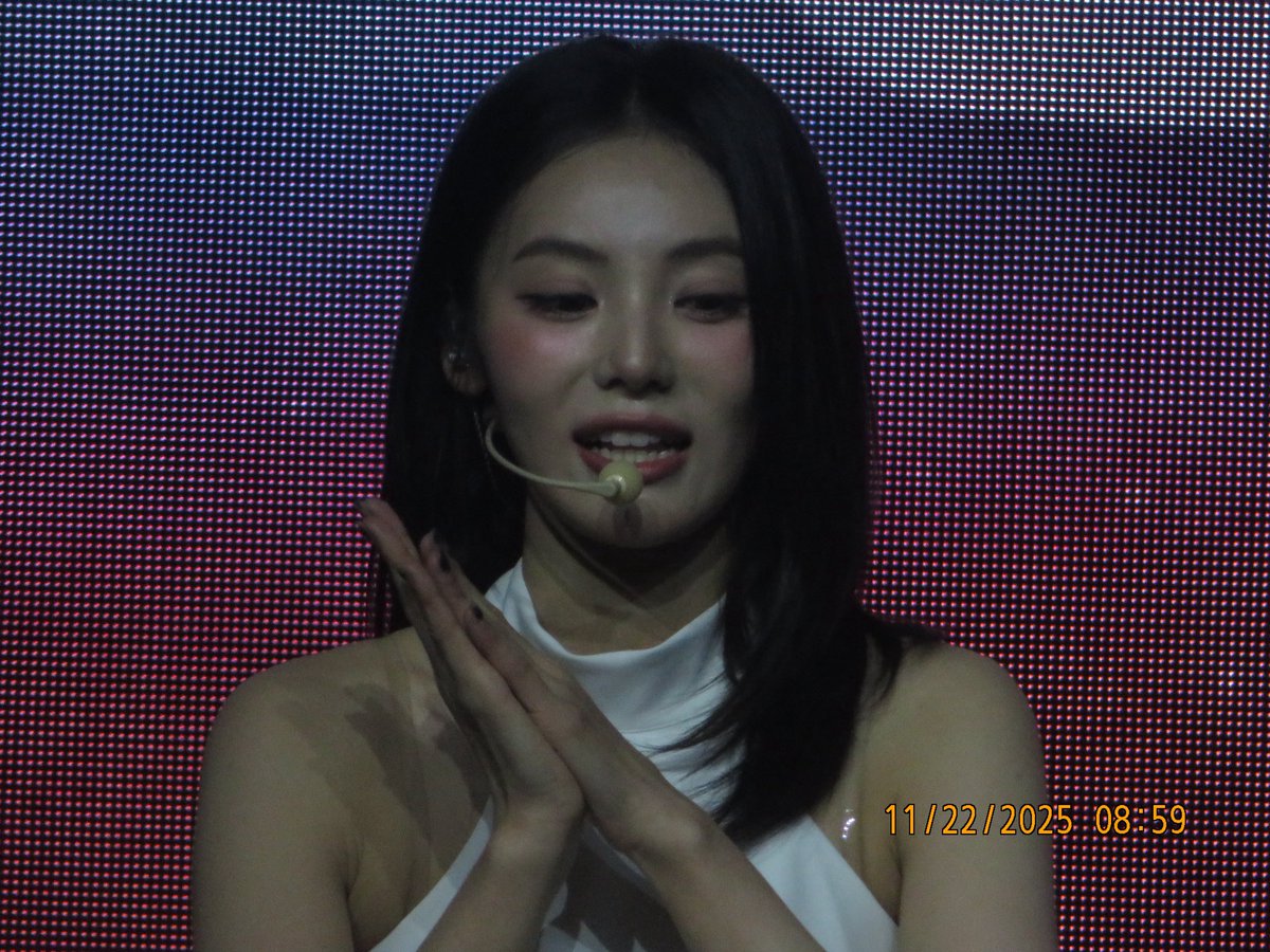 avilu_nyang's tweet image. she’s so cute #ARTMS_in_Denver #ARTMS #Grand_Club_Icarus