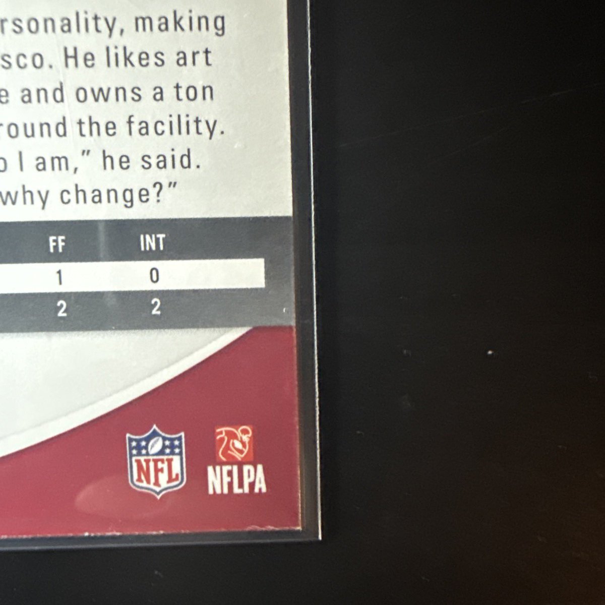 ZeeFlipsRips's tweet image. I saw someone post about the quality of the @PaniniAmerica Absolute Football product. I went back and looked at all my cards from that rip and sure enough 95% have messed up edges…anyone else experience this? #TheHobby #SportsCards