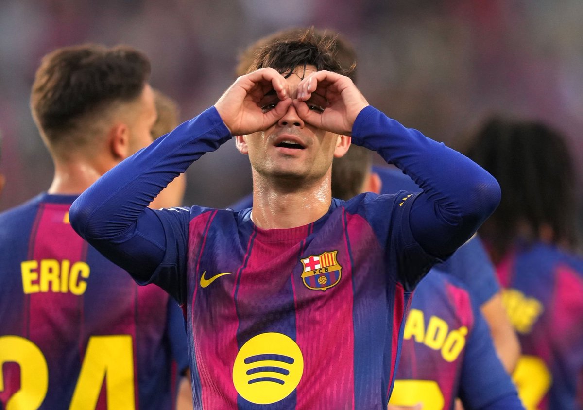 Barca_Buzz's tweet image. We wish Pedri a very happy 23rd birthday! 🥳🎂